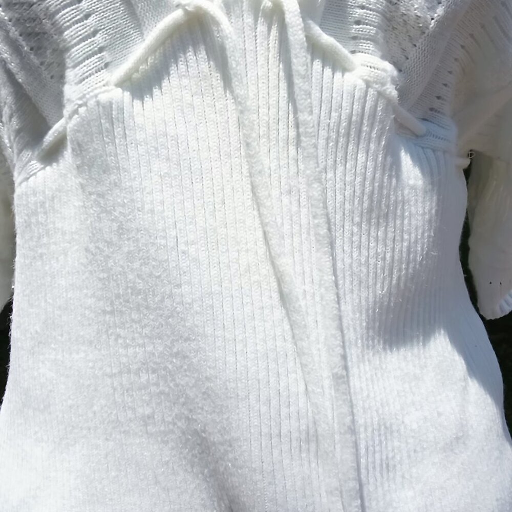 Womens Gorgeous Knitted White Deep V Front Off The Shoulders Knit Neck Tie Top🌼 - Picture 10 of 16